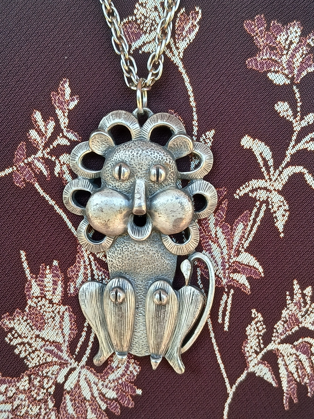 Vintage 1970s Articulated Lion Pendant Necklace - Whimsical Modernist
